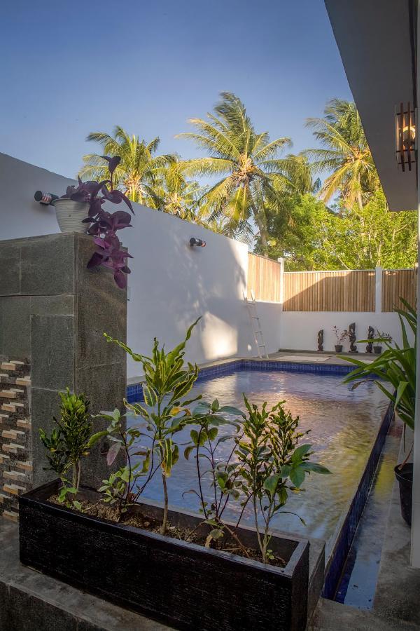Sanctum Dive Villa With Private Pool กีลีตราวางัน ภายนอก รูปภาพ