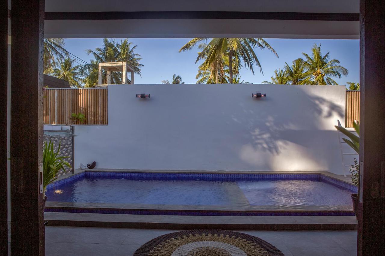 Sanctum Dive Villa With Private Pool กีลีตราวางัน ภายนอก รูปภาพ
